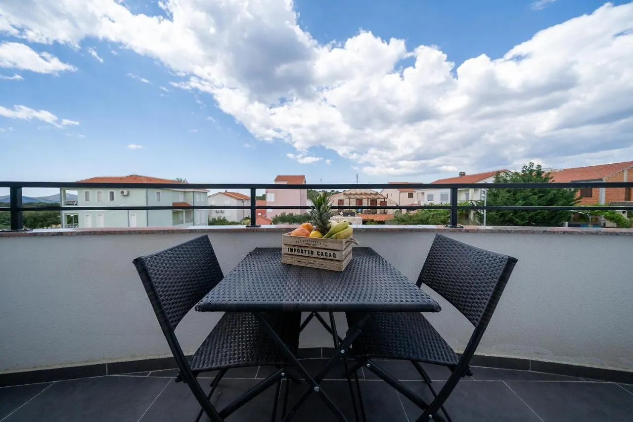 Holiday Apartments Amarilis Pakostane 0*,