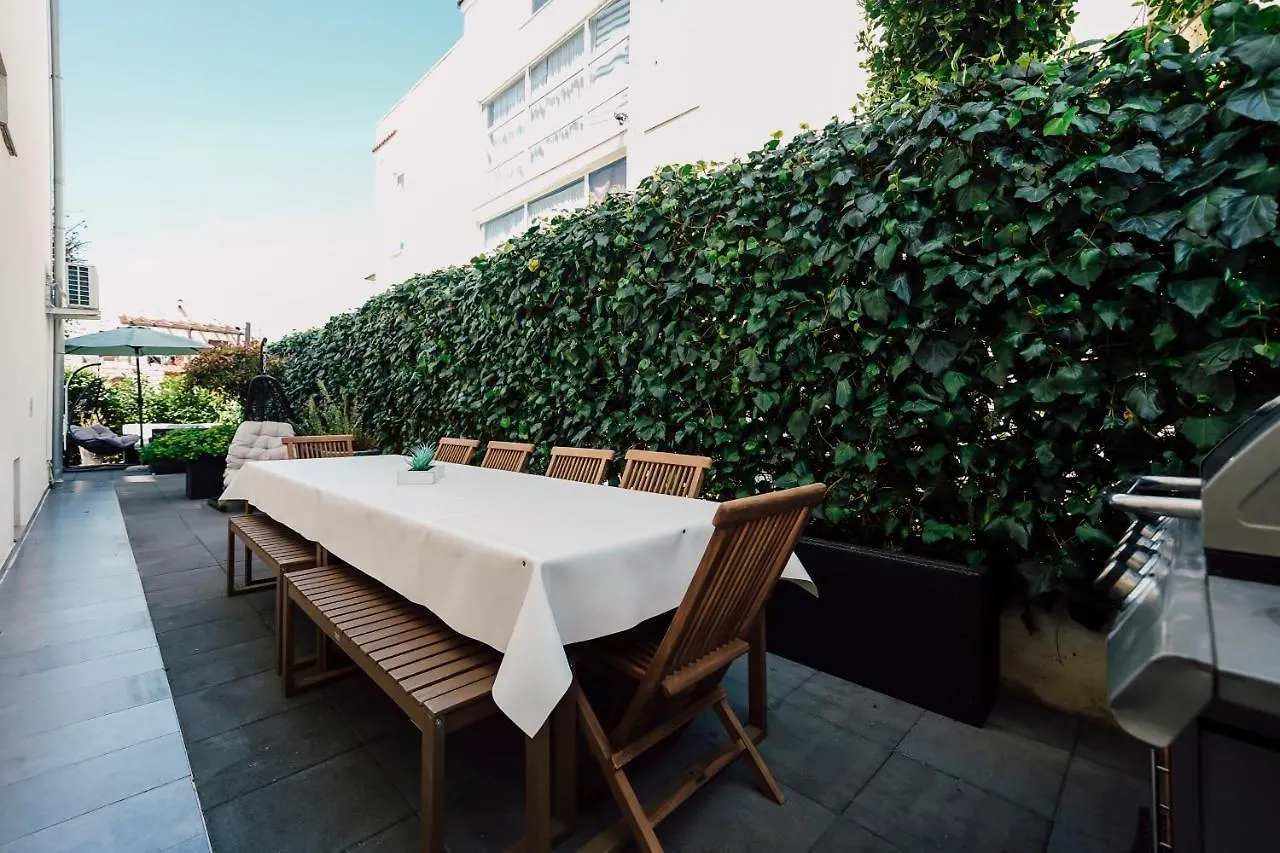 Holiday Apartments Amarilis Pakostane Croatia